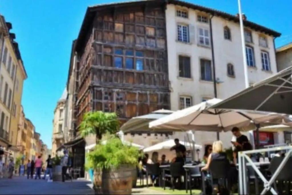Detente Centre Historique De Macon Avec Spa Et Cine Eksteriør bilde